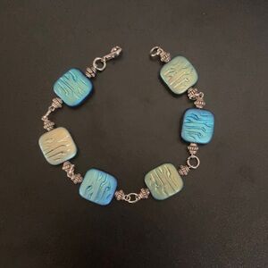 Elegant Blue and Silver Bracelet